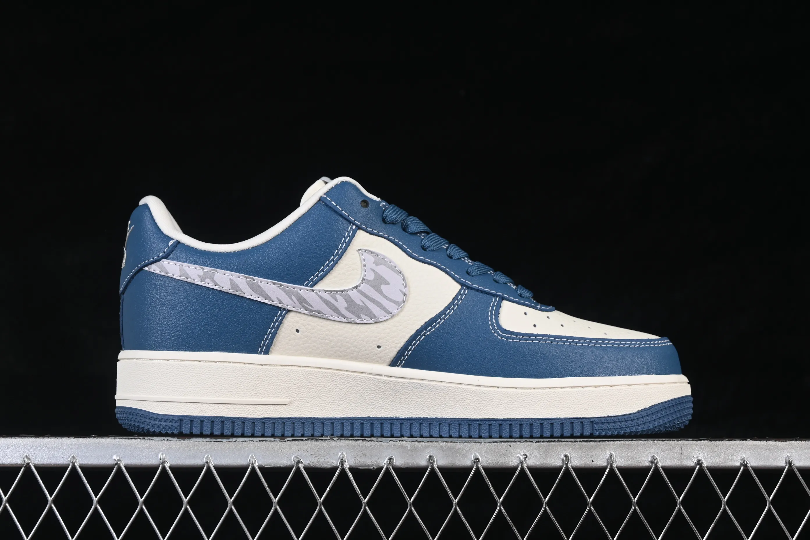 All categories Nk Air Force 1 Air Force series Nk Air Force 1 Low Air Force low-top Nike Air Force 1'07 Low joint model Air Force 1 low-top casual sneakers XL1979-132